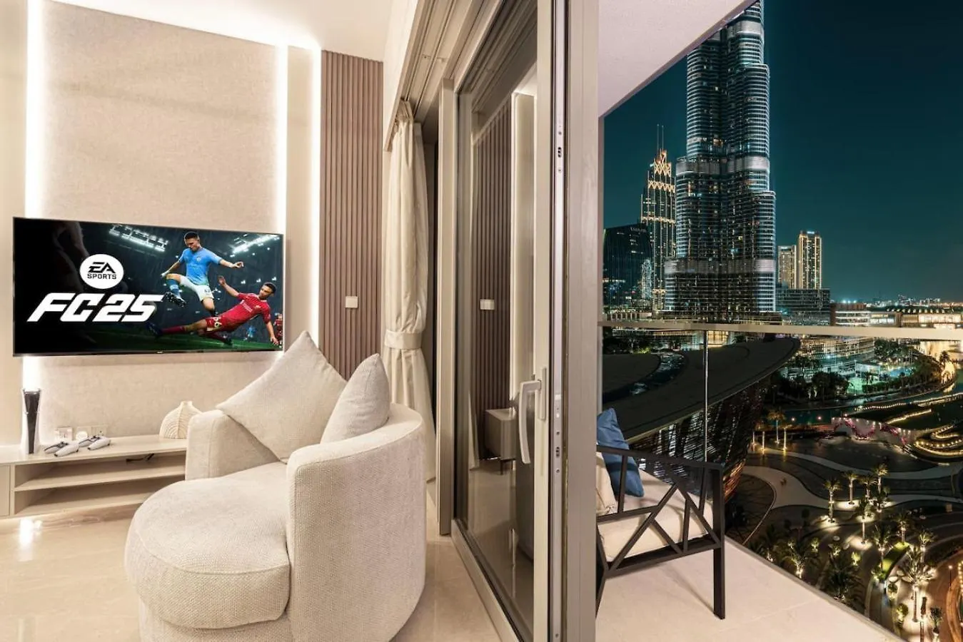 New Burj Khalifa And Fountains View Luxury Apt Dubai United Arab Emirates