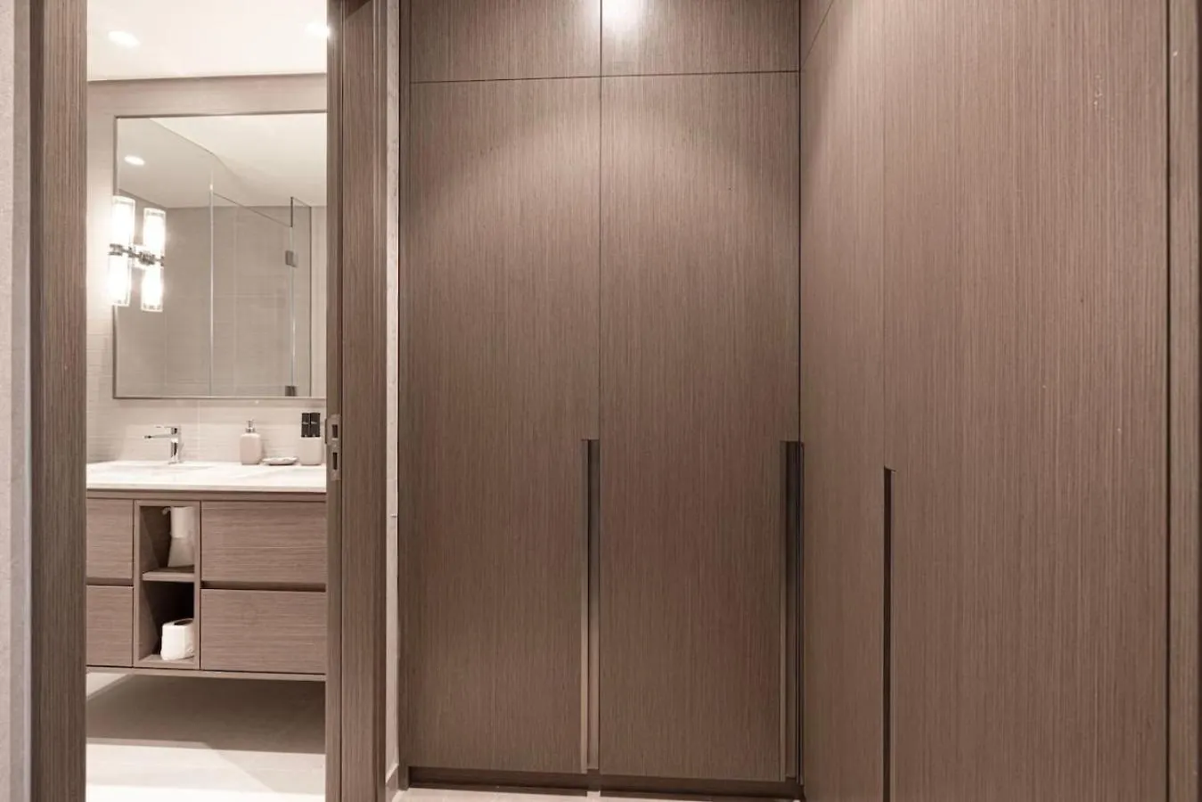 New Burj Khalifa And Fountains View Luxury Apt Dubai Apartment