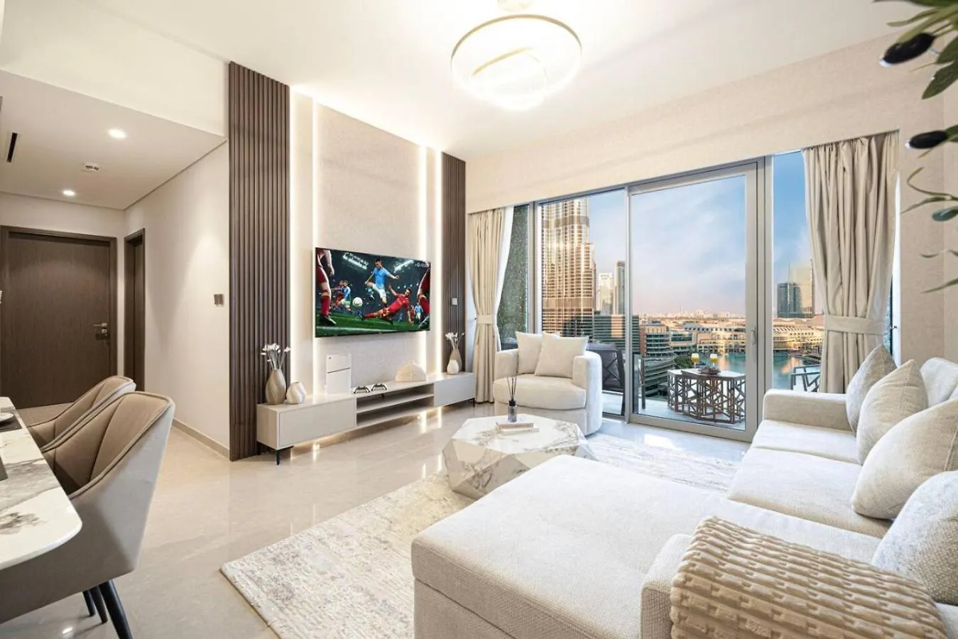 New Burj Khalifa And Fountains View Luxury Apt Dubai Apartment