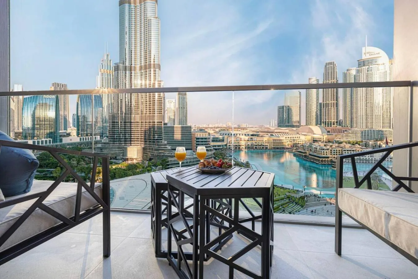 New Burj Khalifa And Fountains View Luxury Apt Dubaj